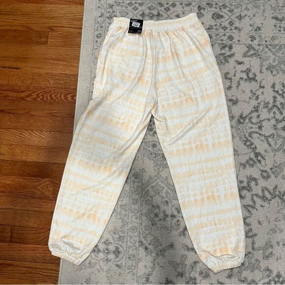 NWT INC International Concepts Mar Full Bloom Petra Dye Jogger Pants Size PM - Picture 2 of 8